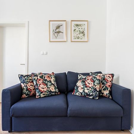 Bpr Blooming Design Home With A/C บูดาเปสต์ ภายนอก รูปภาพ