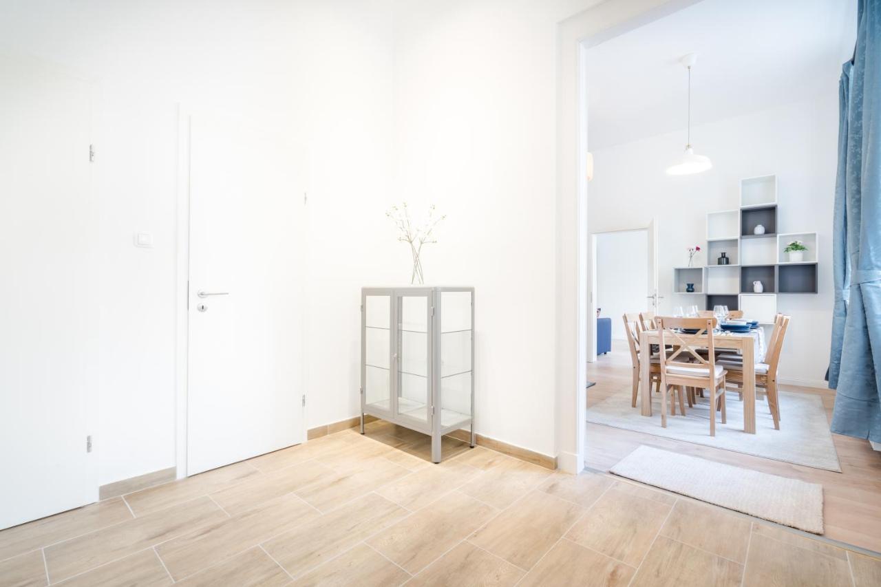 Bpr Blooming Design Home With A/C บูดาเปสต์ ภายนอก รูปภาพ