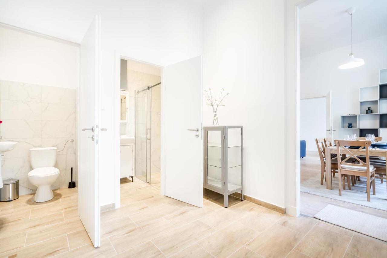 Bpr Blooming Design Home With A/C บูดาเปสต์ ภายนอก รูปภาพ